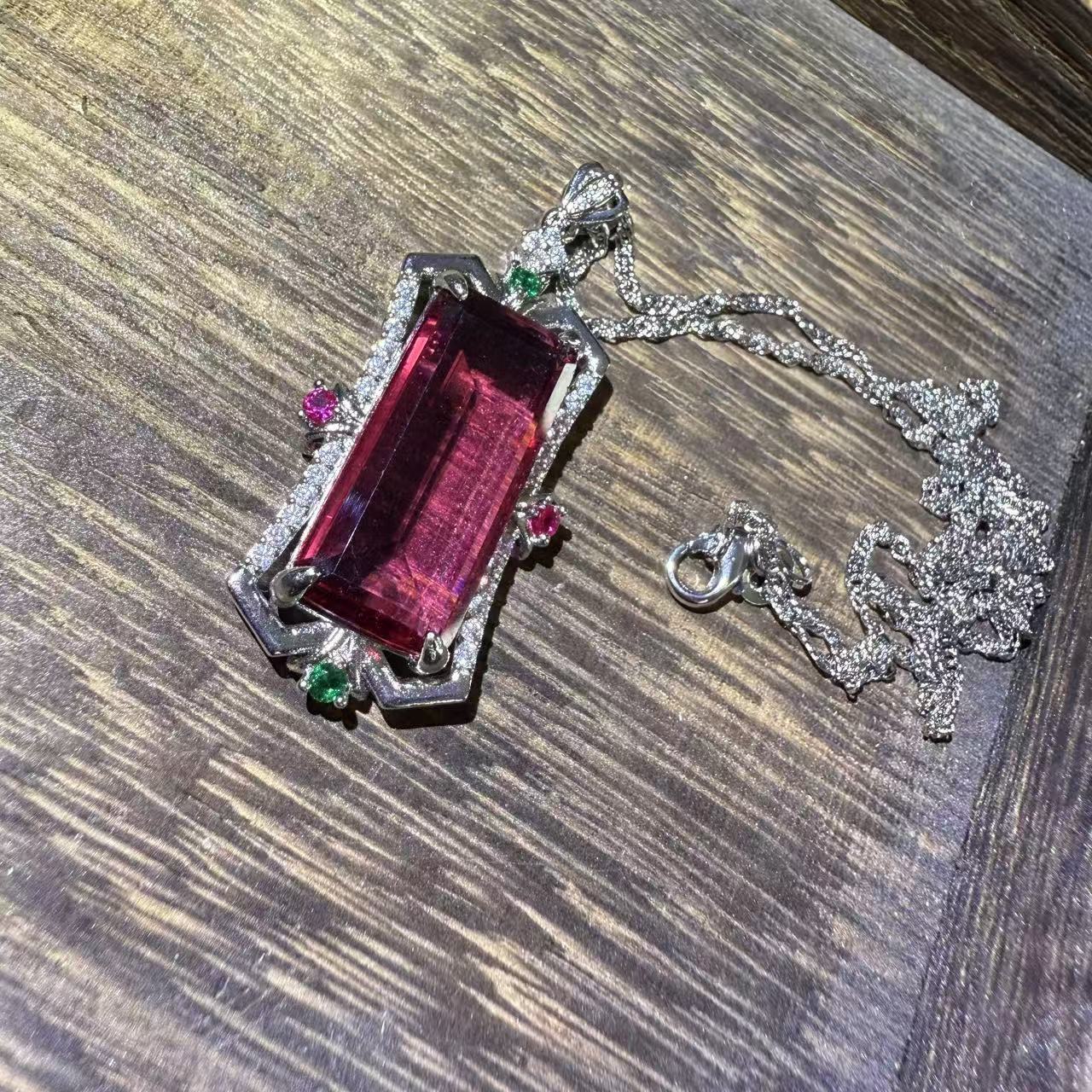 【国检证书+运费险】收藏级碧玺吊坠-B147