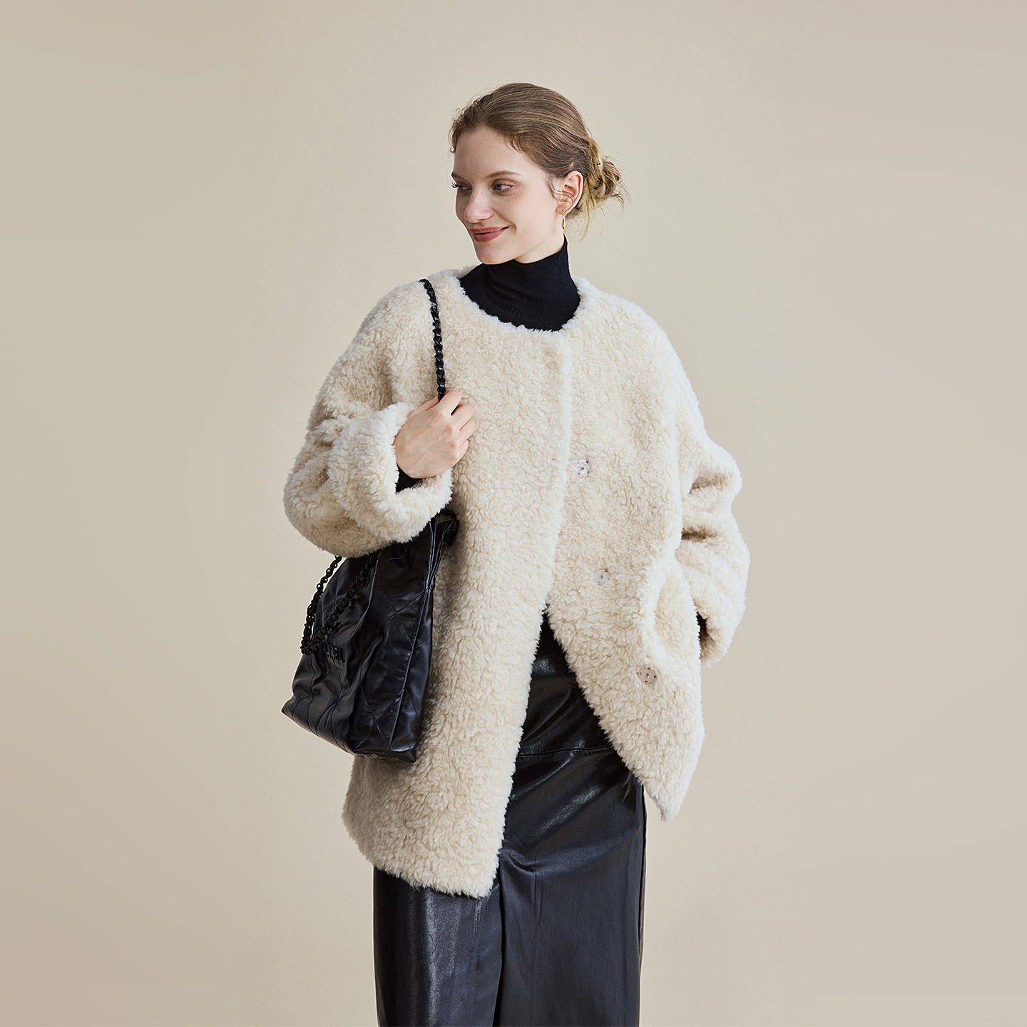 鲸乎圆领时髦厚实轻奢温暖25年冬颗粒感羊毛外套