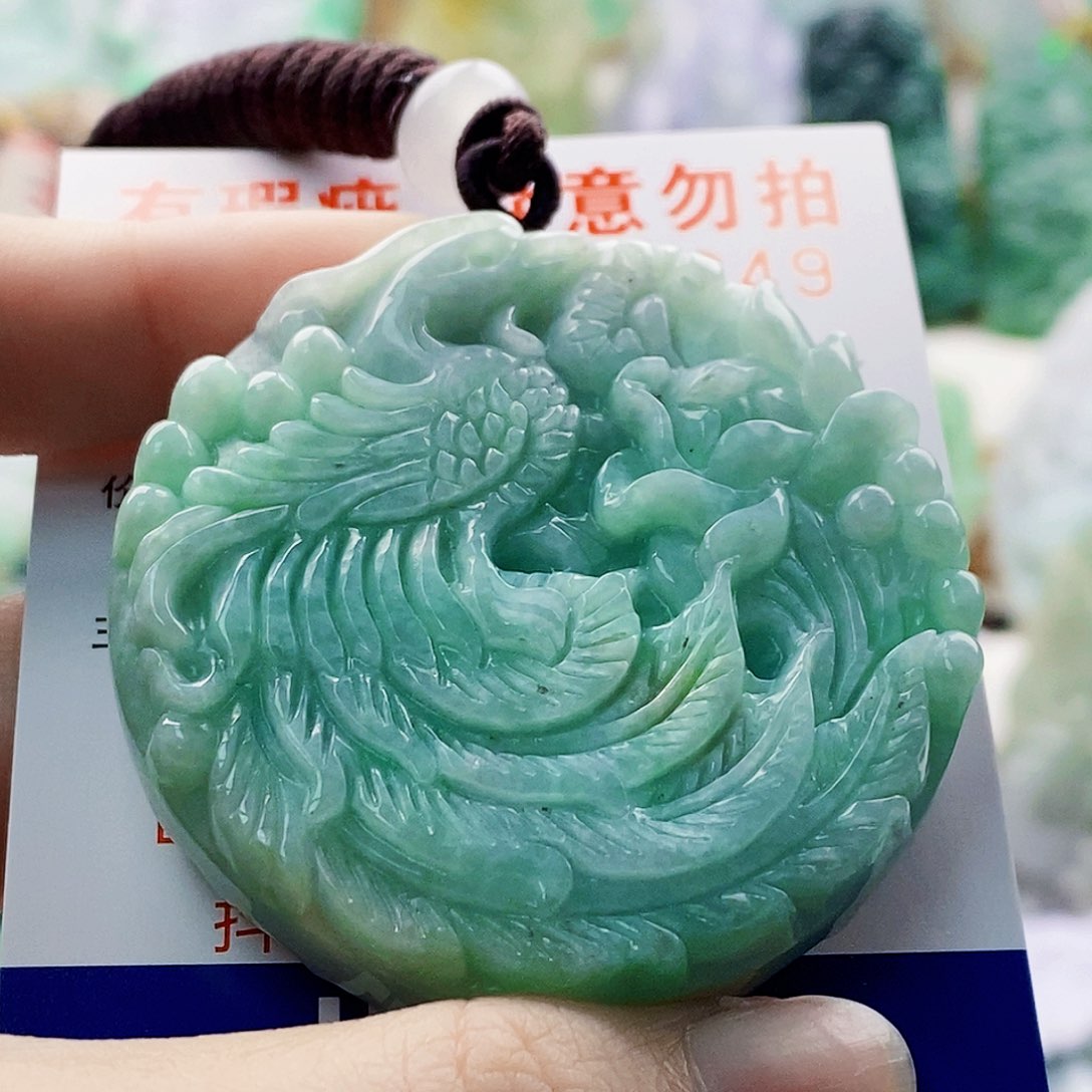 吊坠(不含链)未镶嵌翡翠