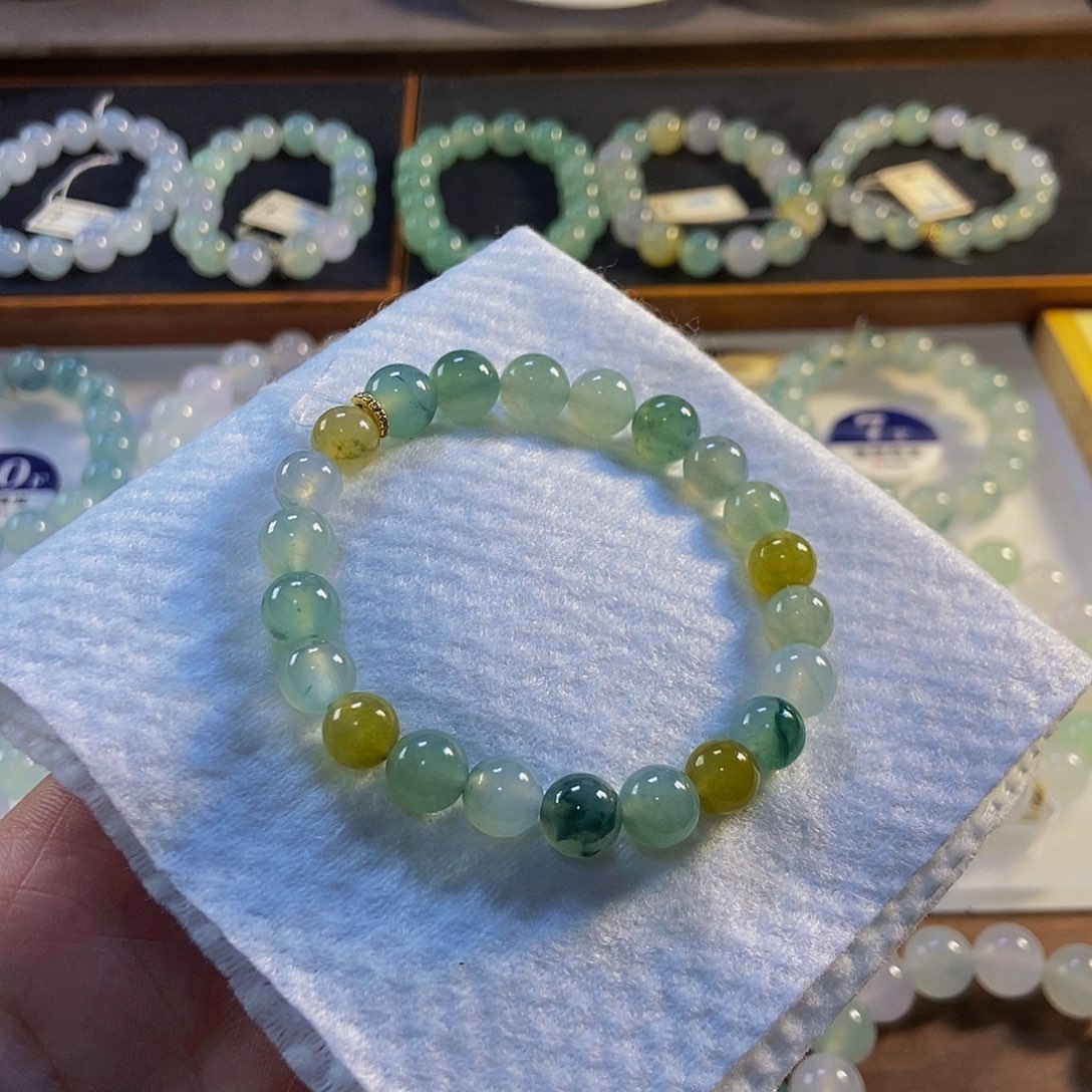 定制翡翠未镶嵌翡翠手串卡8