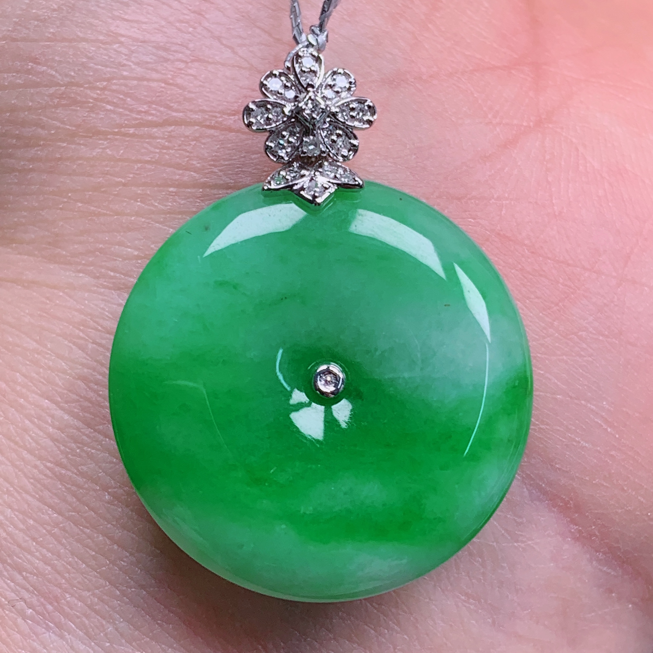  天然缅甸翡翠A货18k冰阳绿平安扣气质精美尺寸24.6+5.8  37.