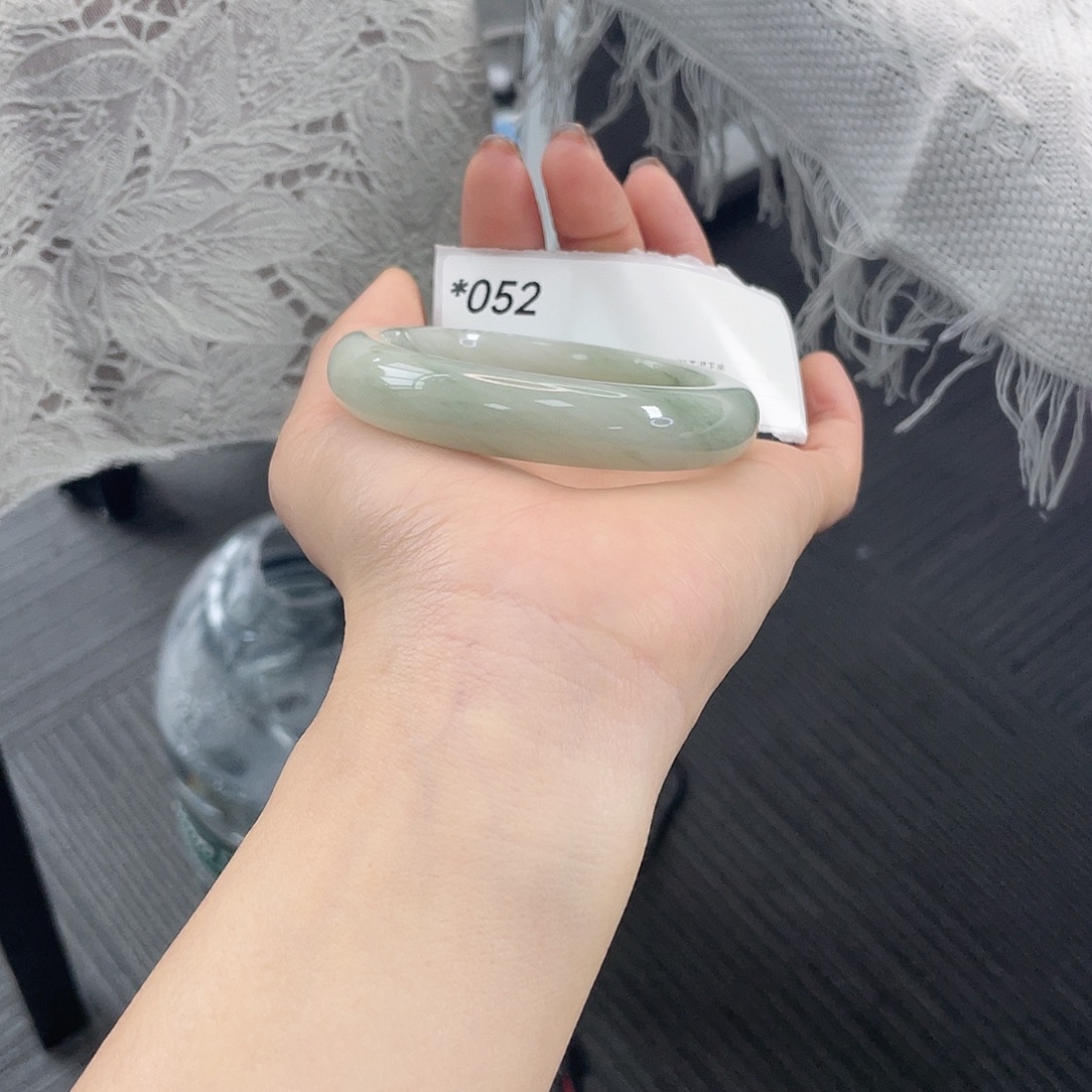 石英质玉未镶嵌手镯052