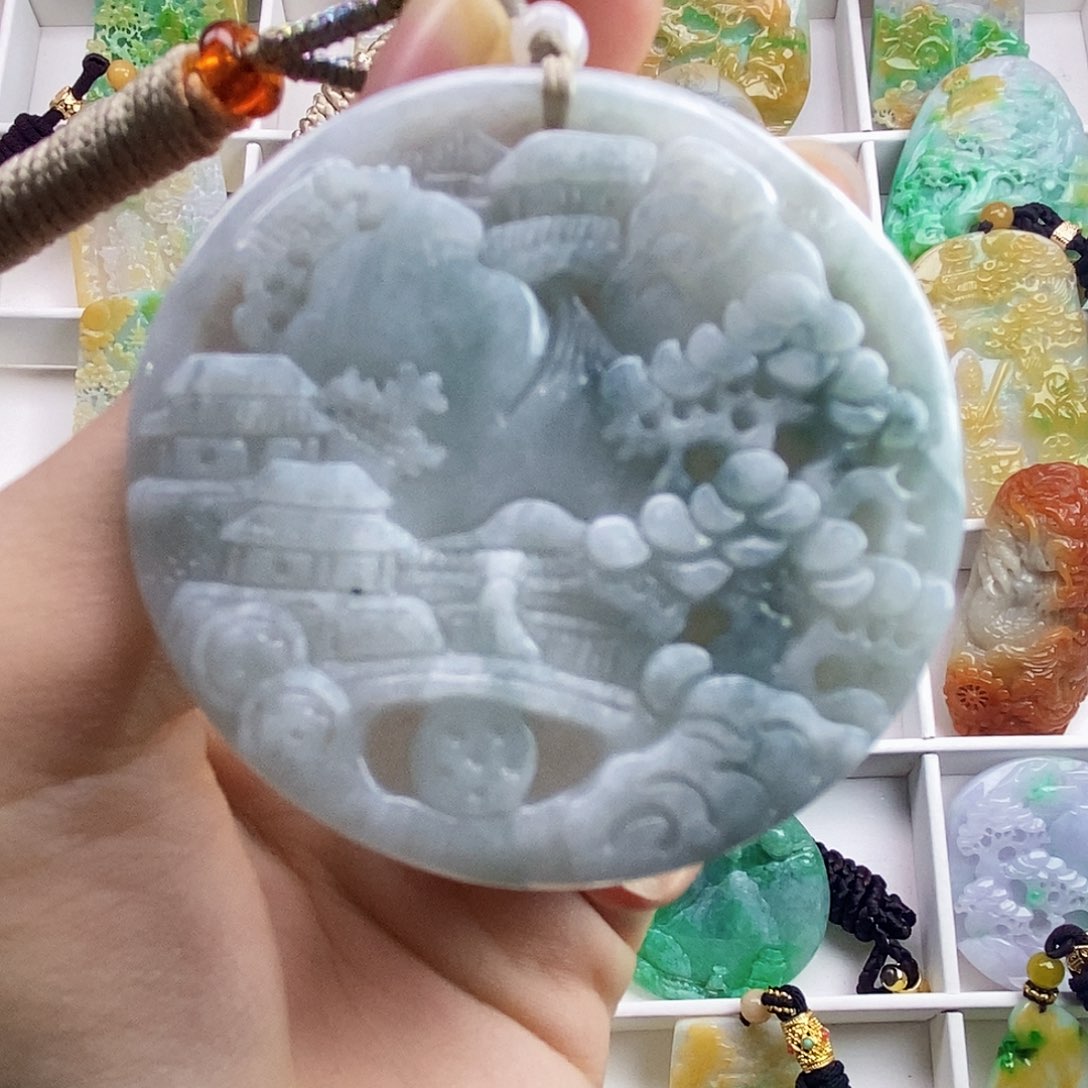 颈饰未镶嵌翡翠翡翠