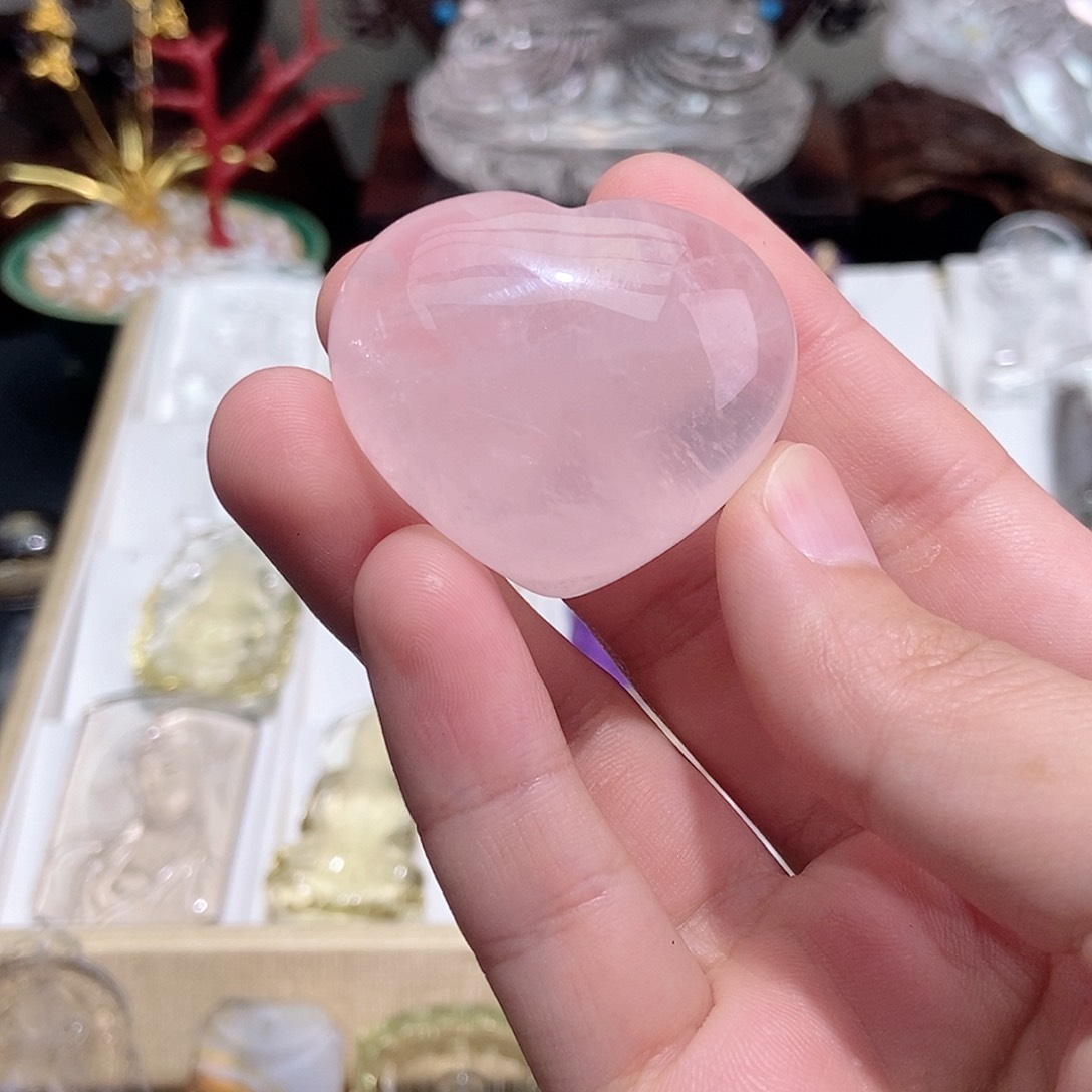 木粉水晶爱心吊坠