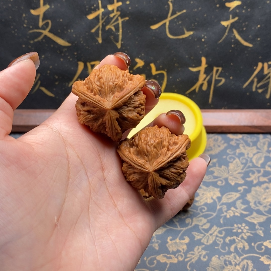吊坠文玩核桃一***水