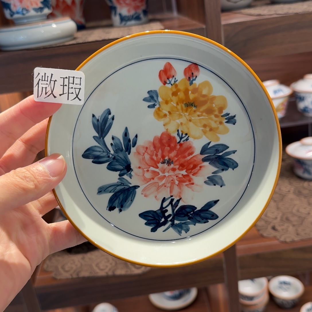 釉下手绘茶具微瑕