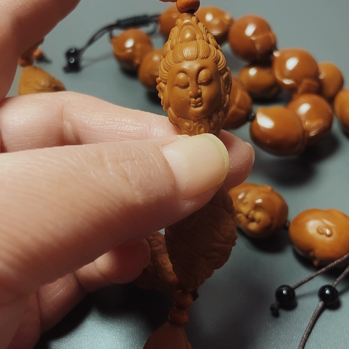 观音，橄榄核雕工艺