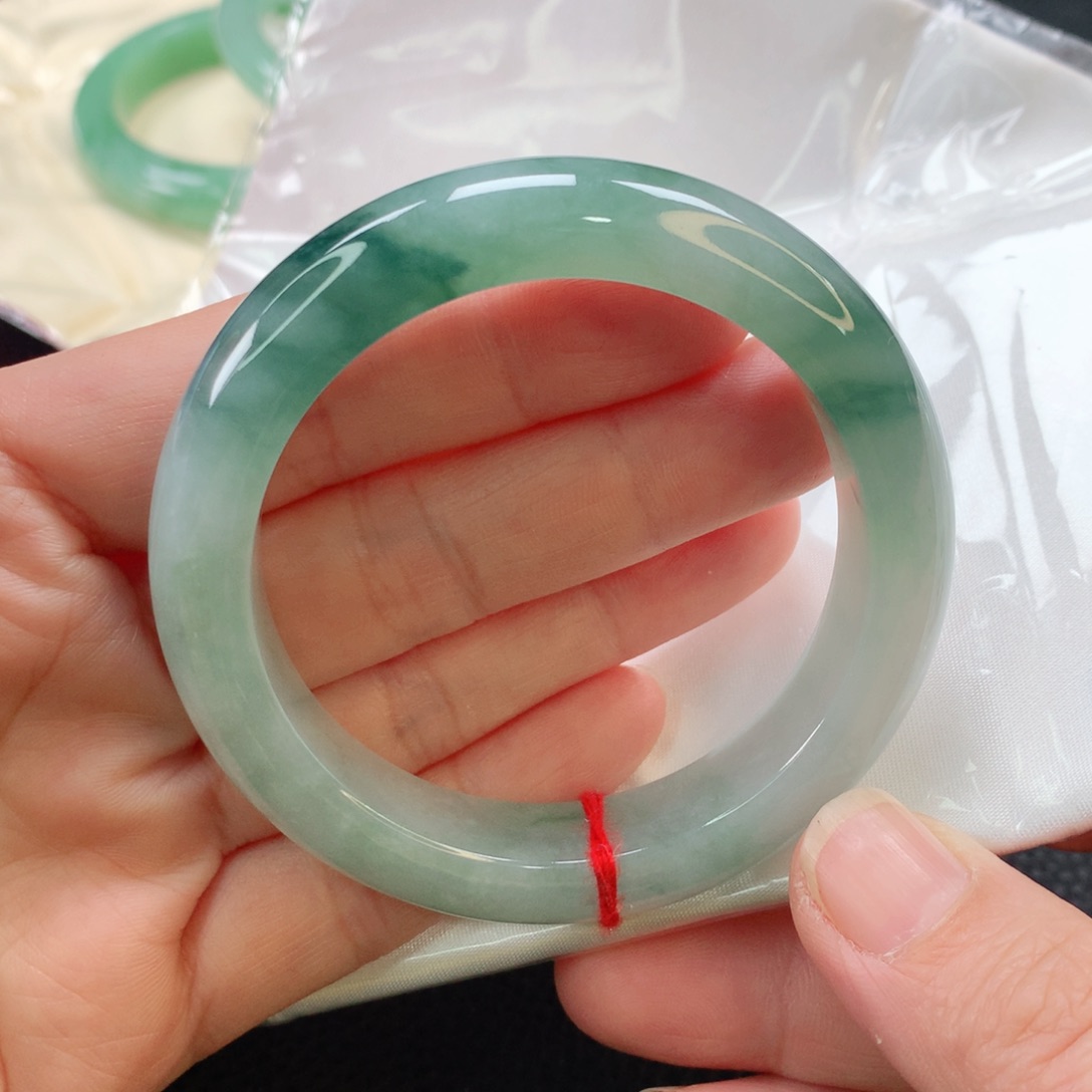 翡翠手镯未镶嵌53正