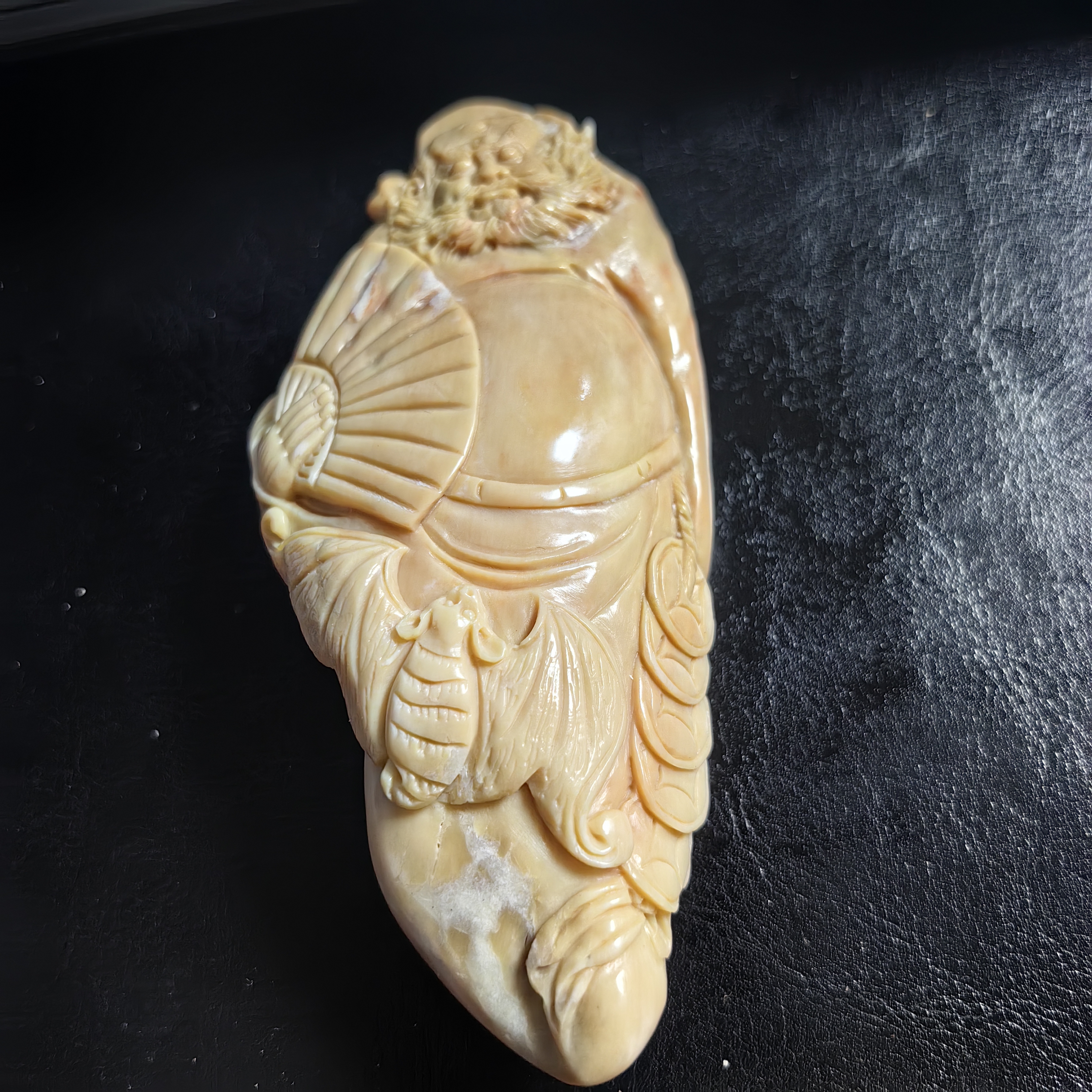 猛犸约120.3克雕刻件XY2147