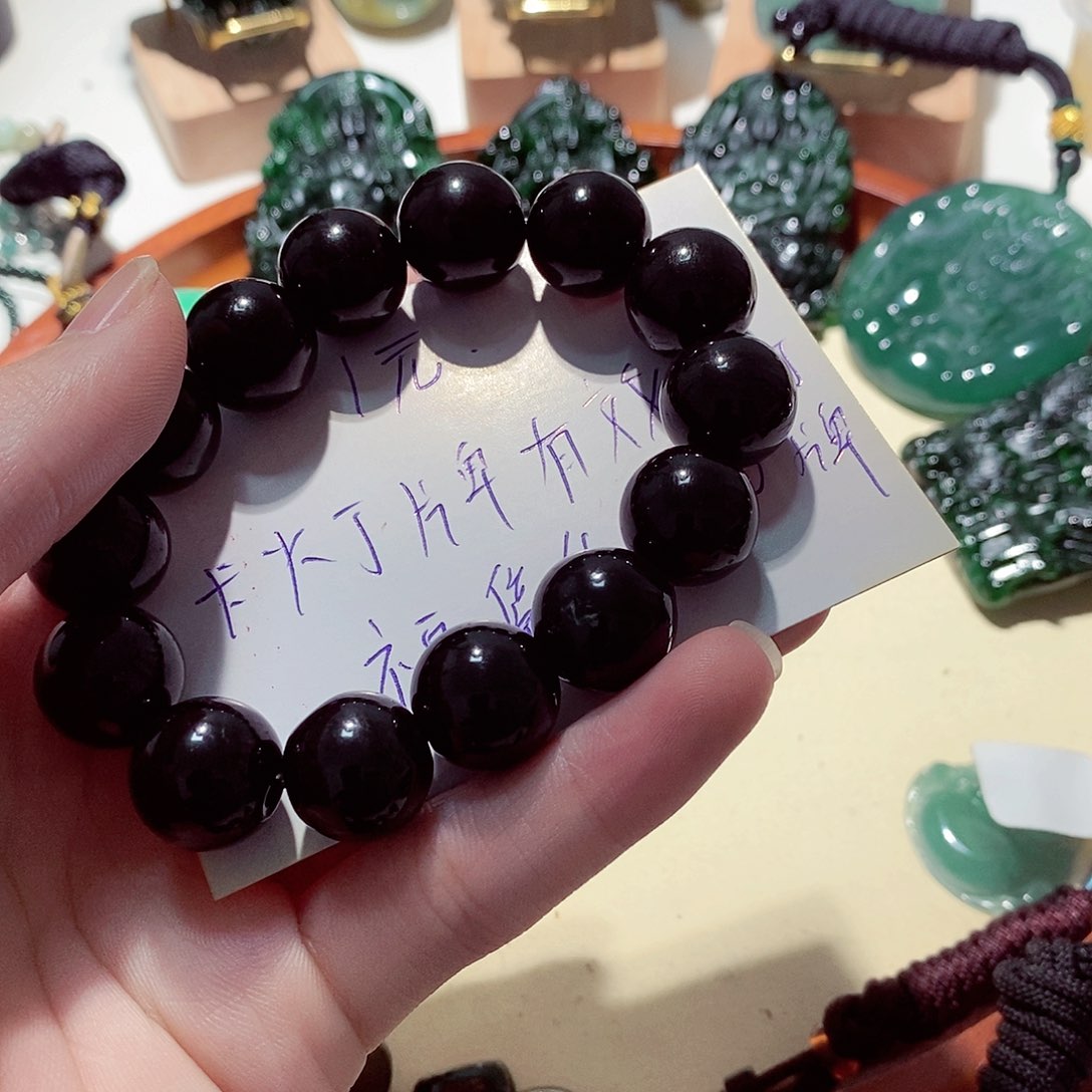 翡翠戒指未镶嵌?****?翡翠a