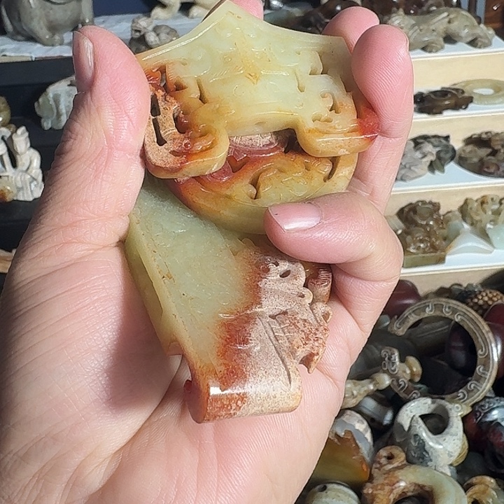 简***淡和田玉（糖玉）未镶嵌挂件