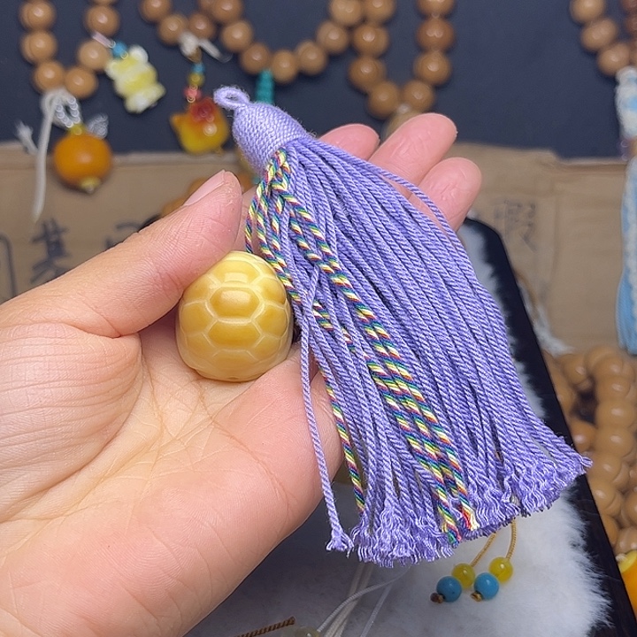 吊坠猴头核桃富家 紫流苏