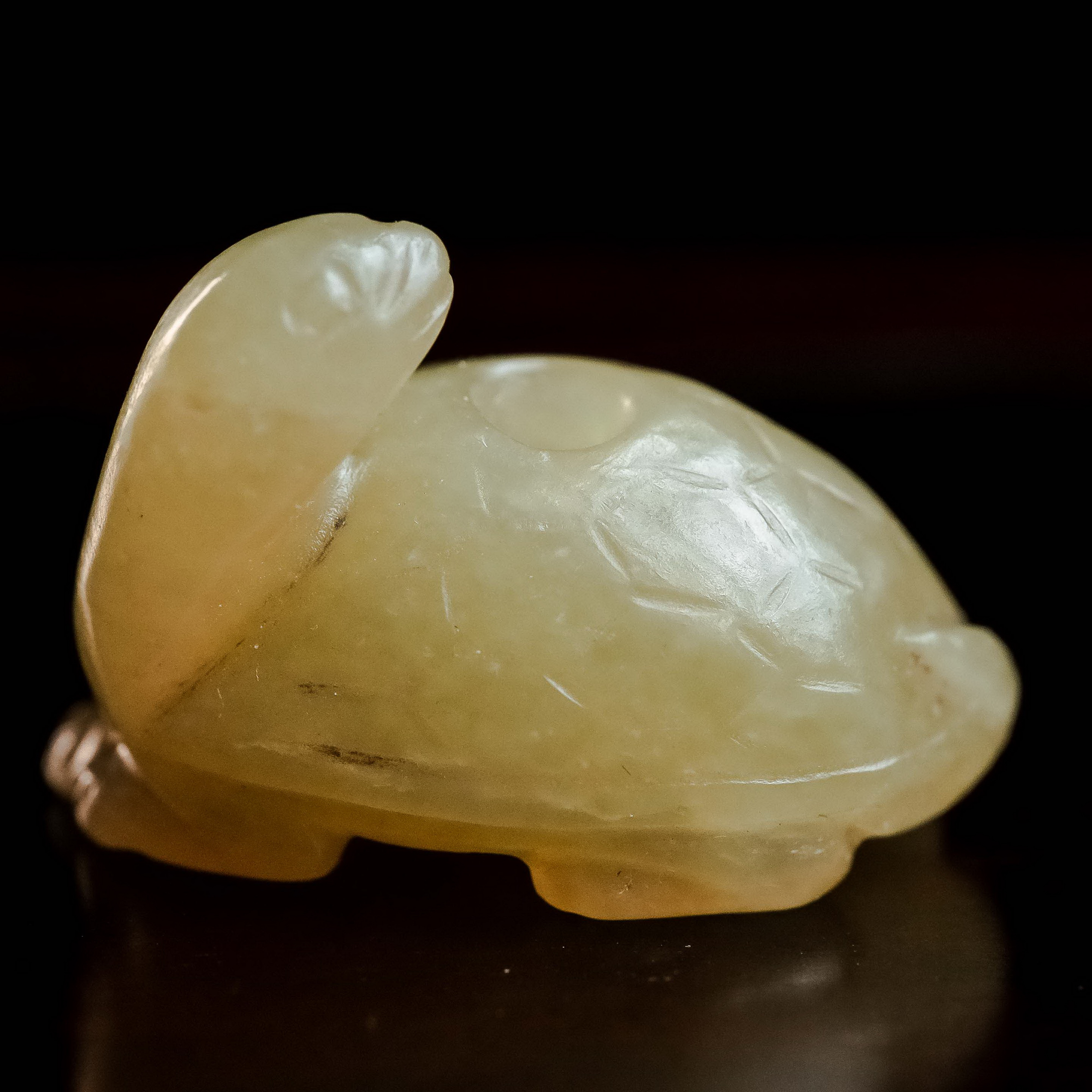 清代和田玉玉龟花件