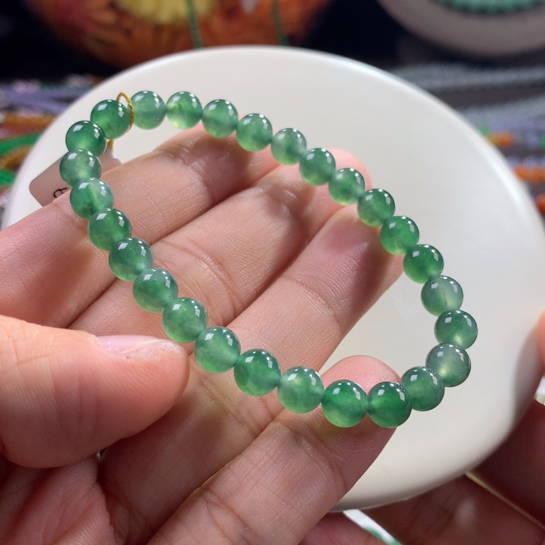 翡翠未镶嵌手链老种冰胶油绿单圈 卡6.3