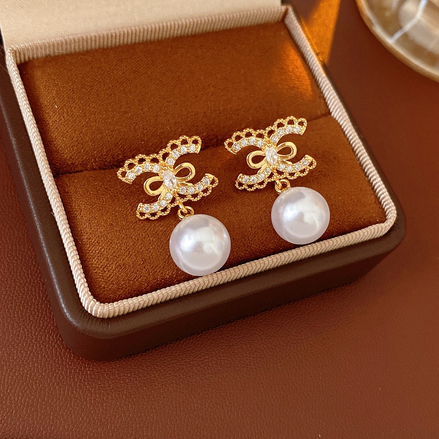 925银耳饰 925银针经典双C时尚百搭气质优雅轻奢耳钉