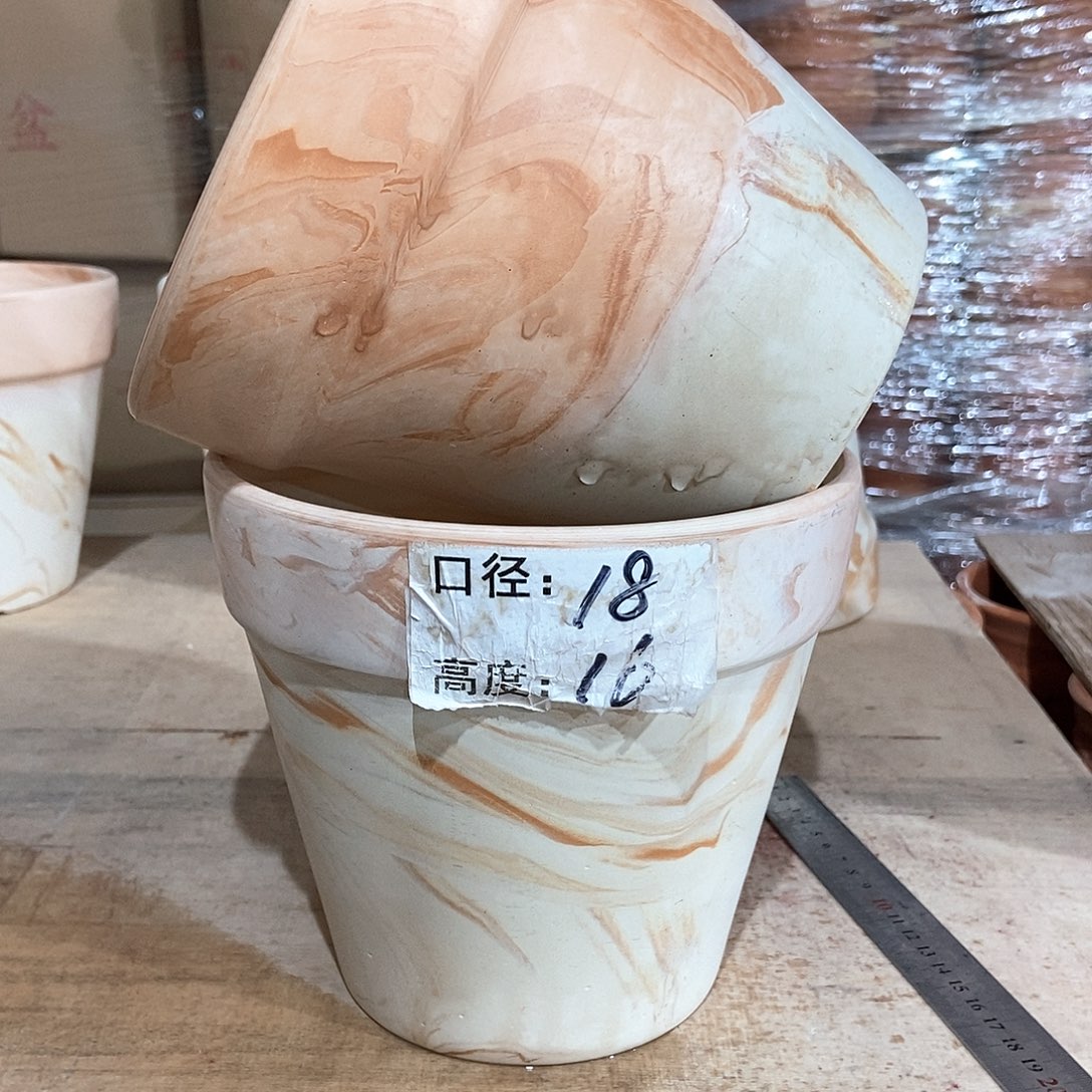 红陶玛奇朵18×16两个