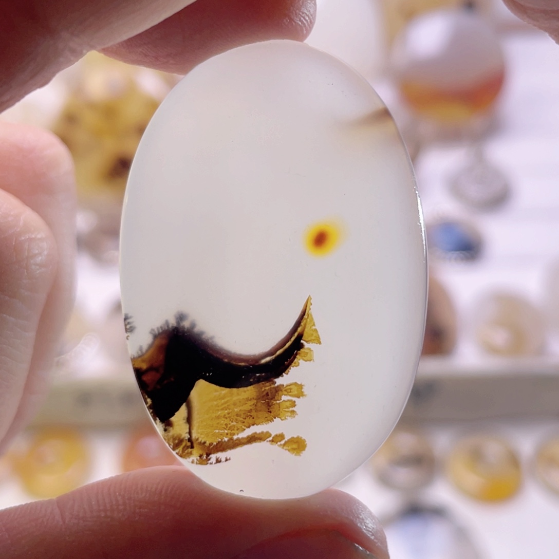 玛瑙/玉髓未镶嵌珠宝奇石