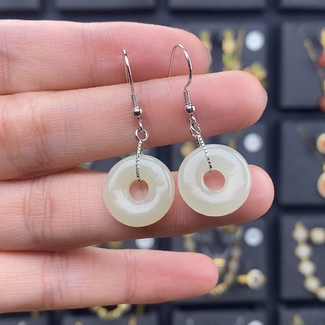 和田玉银S925镶嵌耳饰