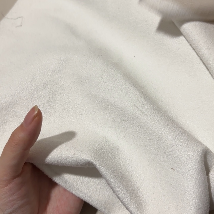 混纺燕麦色高货麂皮1米。 