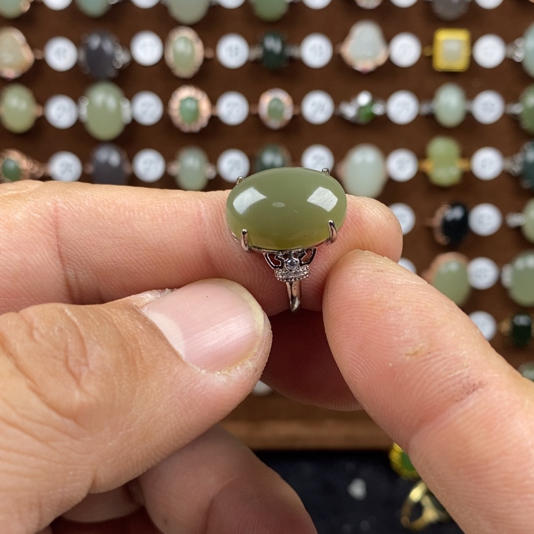 和田玉（青玉）戒指合金