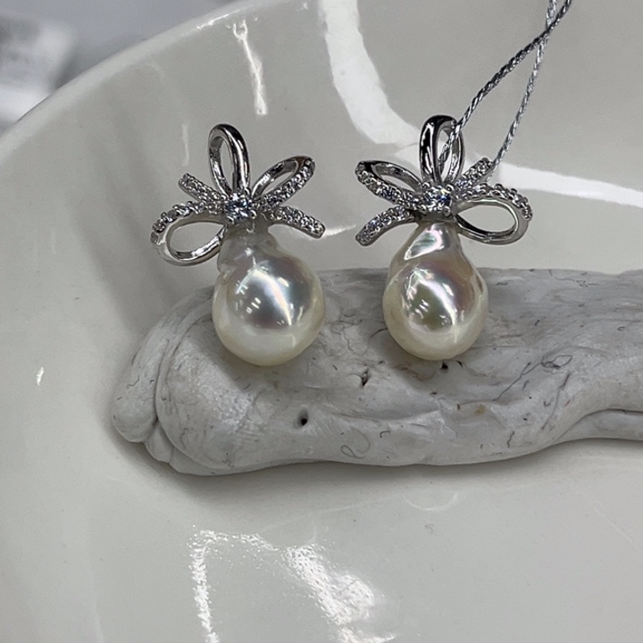 银S925镶嵌耳饰海水珍珠