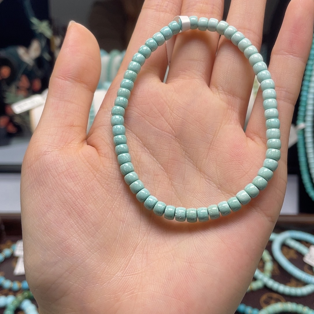 绿松石未镶嵌珠宝奇石7