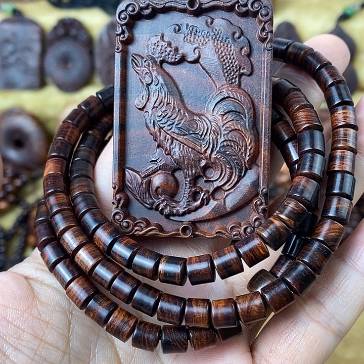 志***方黄花梨/降香黄檀吊坠