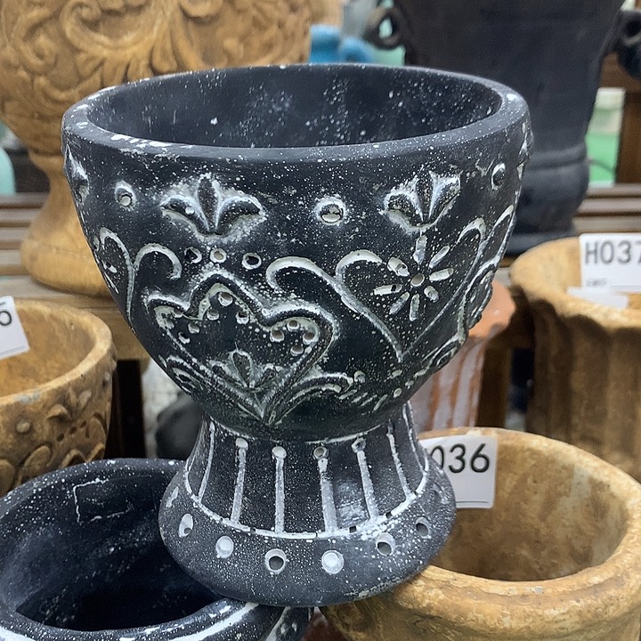 高14宽13口11，微瑕