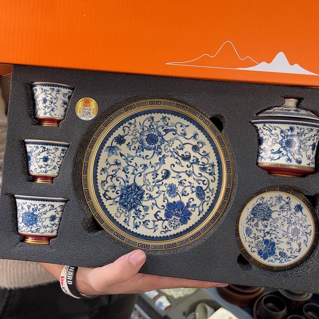 盖碗很漂亮我很喜欢