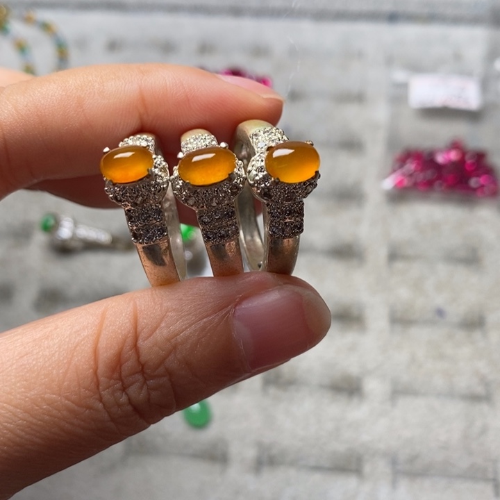 定制翡翠未镶嵌缅甸天然翡翠