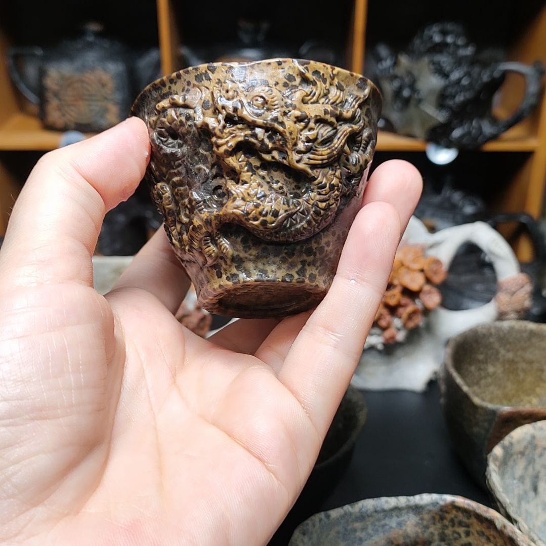 紫砂茶壶K****?龙杯冰碛岩随型主人杯