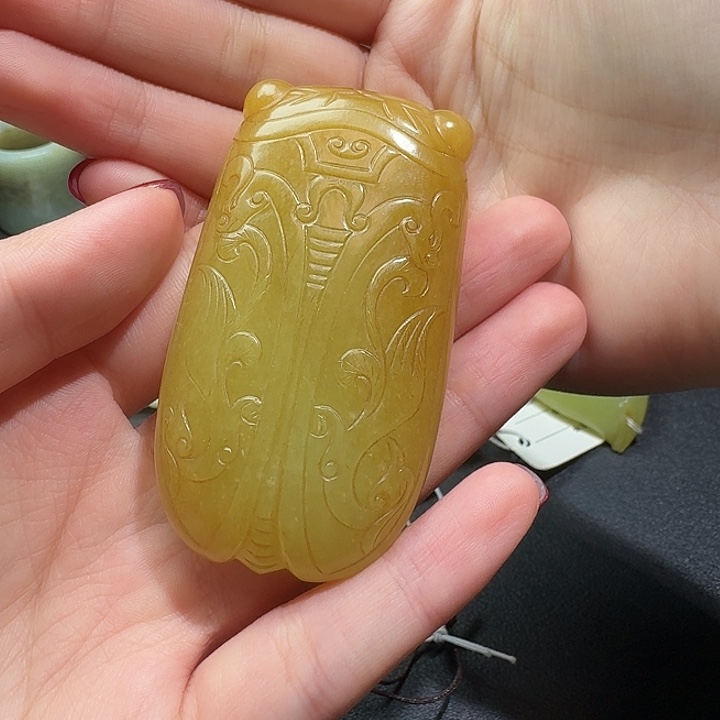 无***浪和田玉未镶嵌颈饰