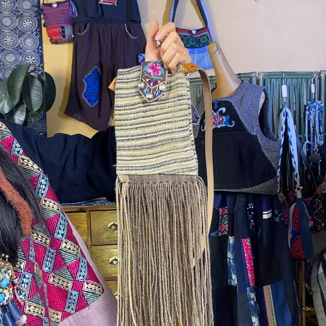 织绣手工制作包包