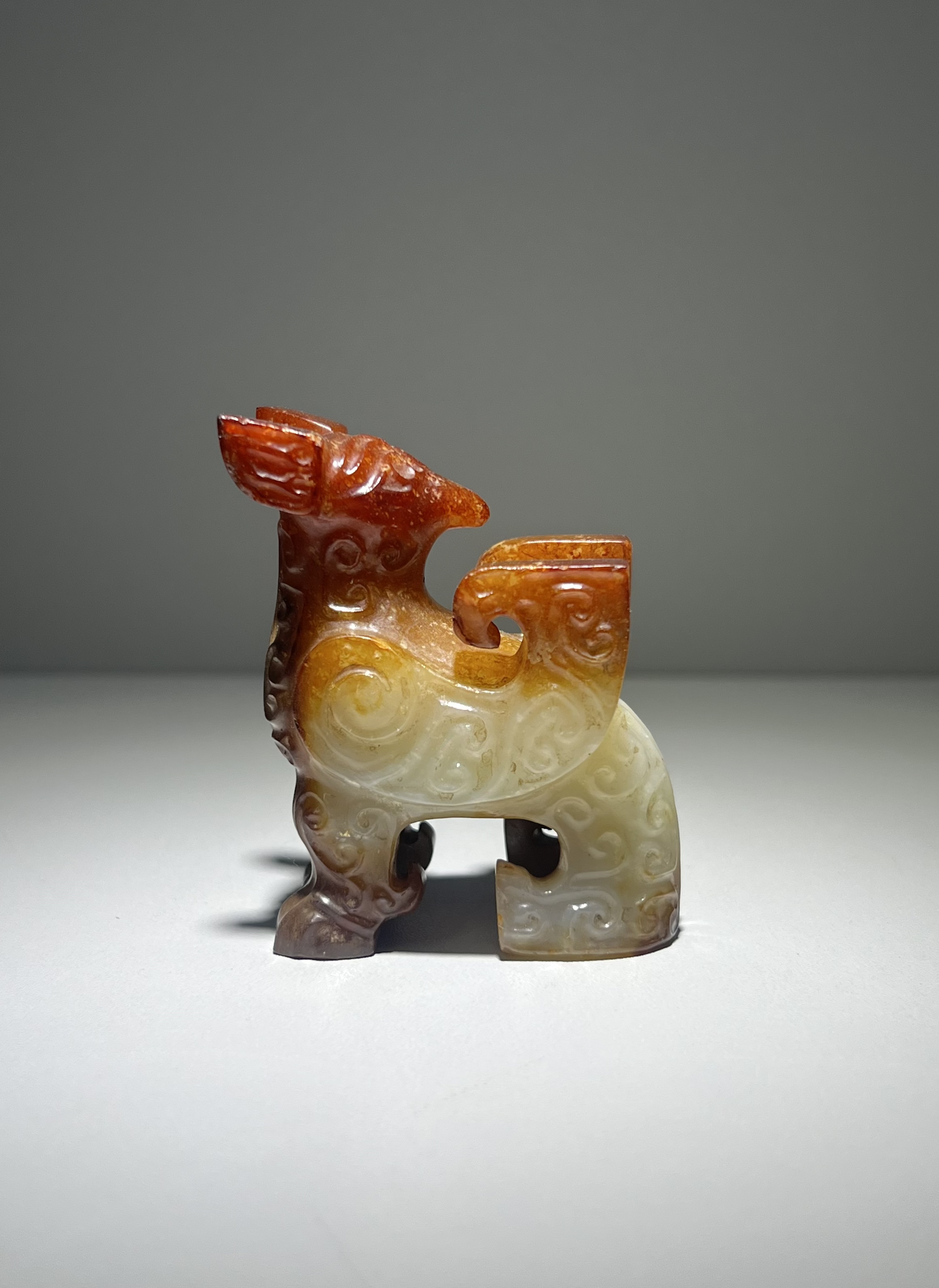 和田玉的玉鸟，纯手工雕刻，复古时尚，精美把玩件，男士女士均可