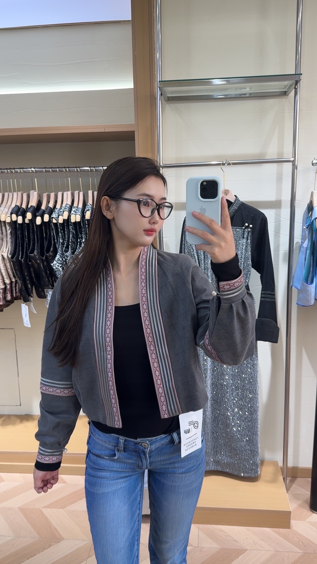 W035-简逸短款外套 陶萨民族服饰原创卫衣