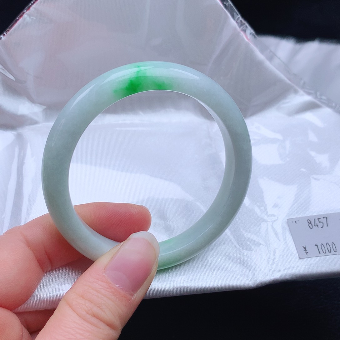 翡翠手镯未镶嵌8457xccvbb