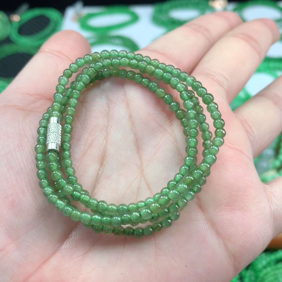 翡翠手链未镶嵌翡翠