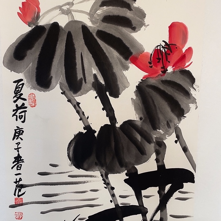 圆形姜老师开三花鸟