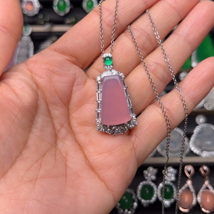 玛瑙/玉髓合金颈饰