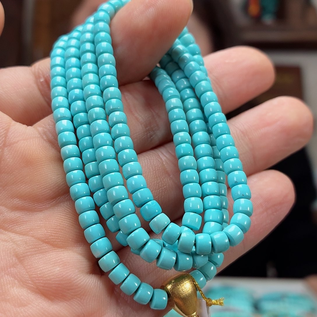 18K金镶嵌绿松石珠宝奇石