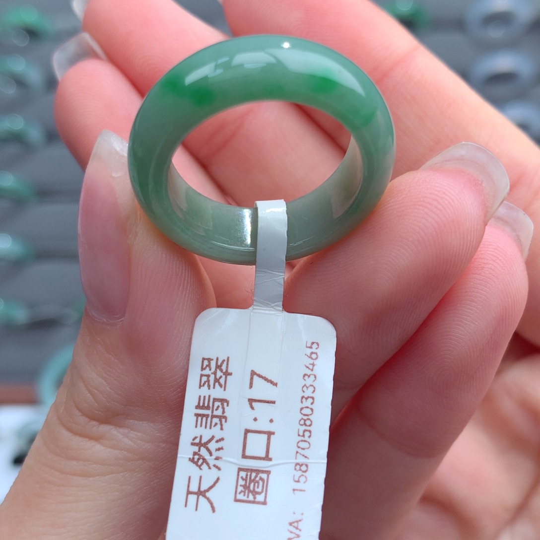 翡翠戒指未镶嵌天然