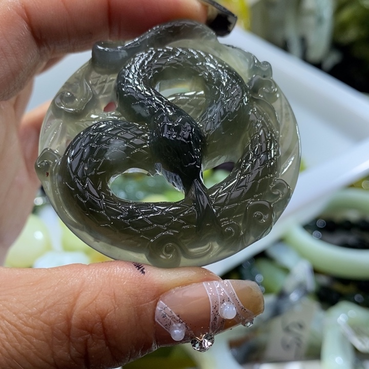 岫玉岫玉吊坠未镶嵌