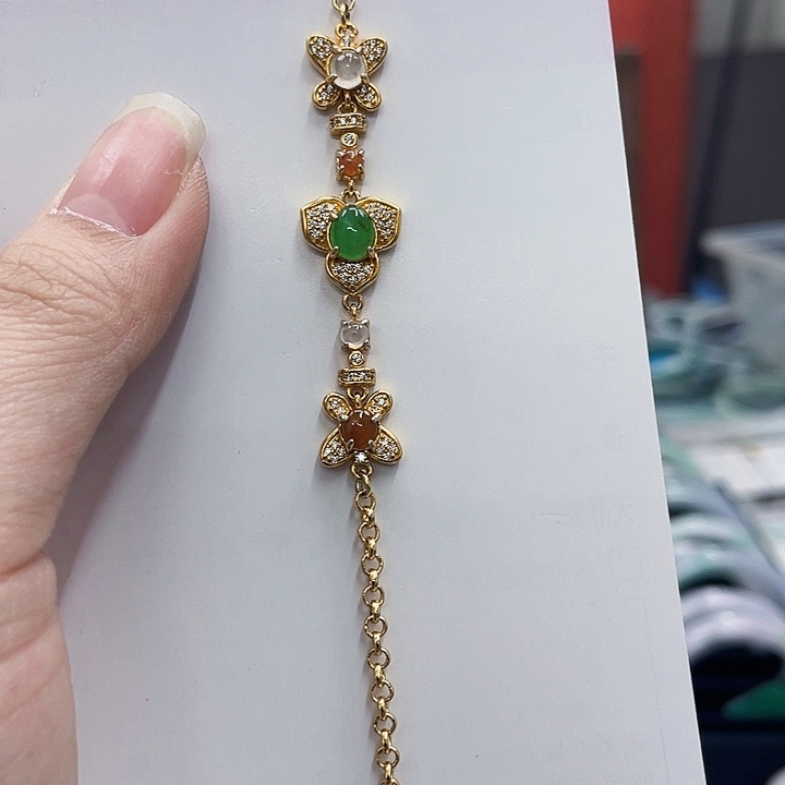 翡翠未镶嵌颈饰天然Ａ货翡翠