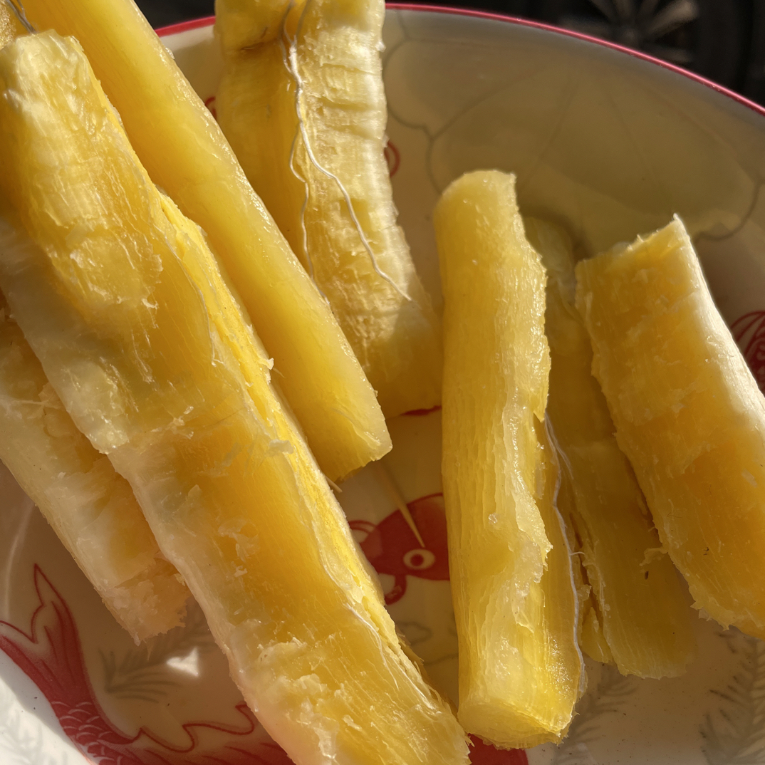 新鲜现挖广西黄心木薯美味可口农民自种