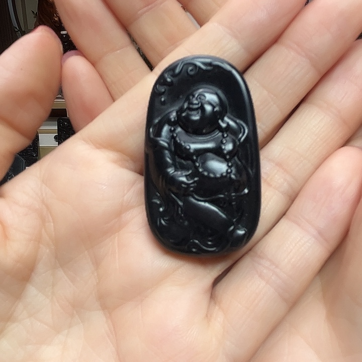 和田玉（墨玉）未镶嵌颈饰小佛公