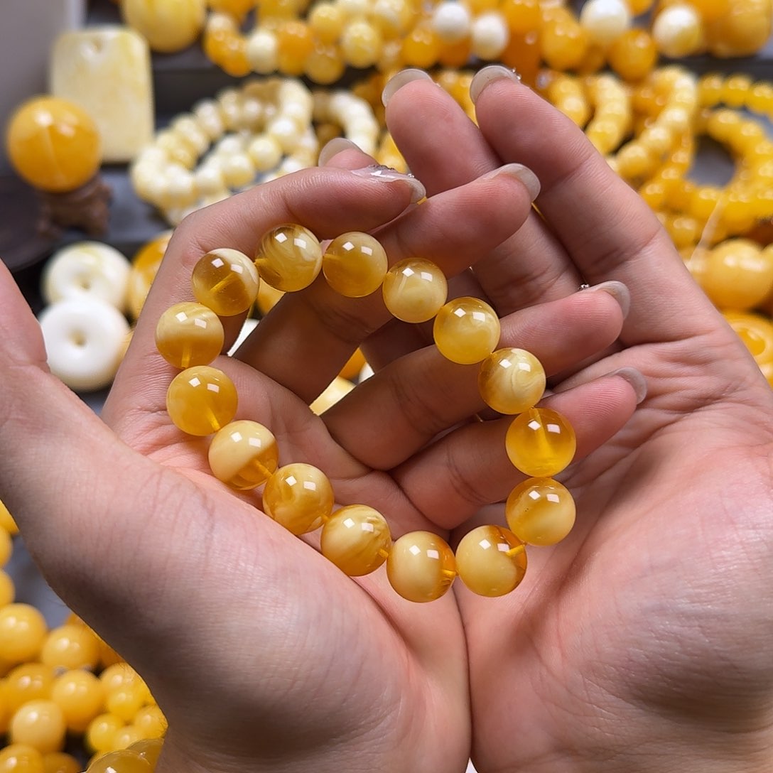 琥珀珠宝奇石未镶嵌