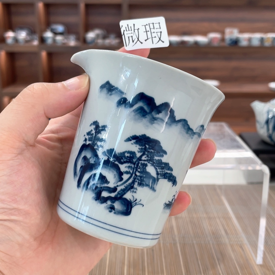 釉下手绘茶具微瑕