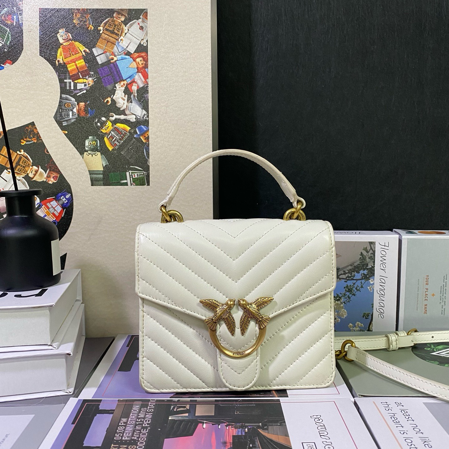 95新 PINKO 22188斜挎包18*14