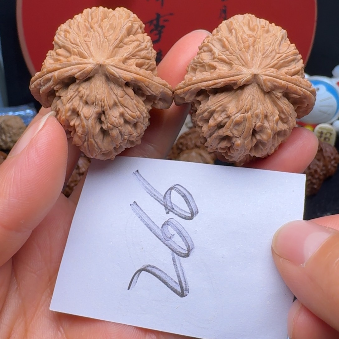 文玩核桃把件41白狮子