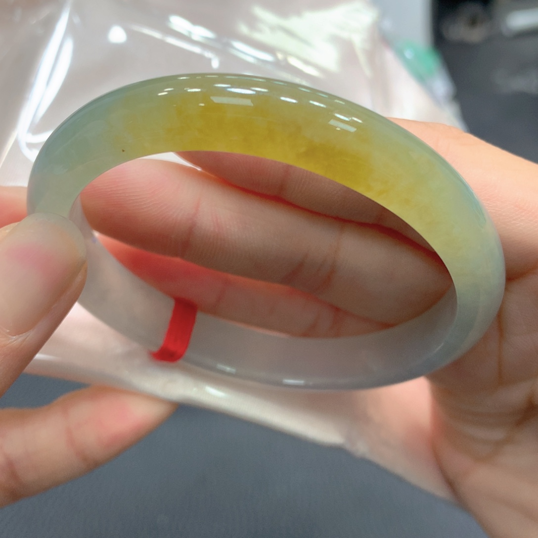 翡翠未镶嵌手镯10号
